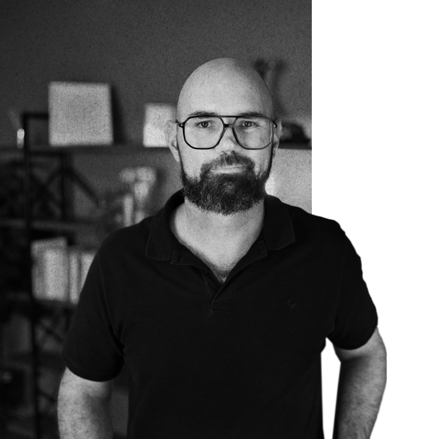 Profile_Photo-DVxf3FPj